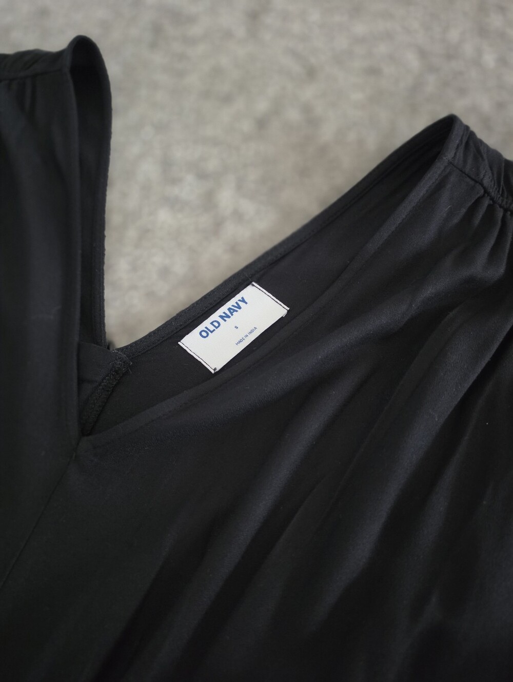 NWT! Old Navy Black V-Neck Wide-Leg Jumpsuit - Picture 5 of 6